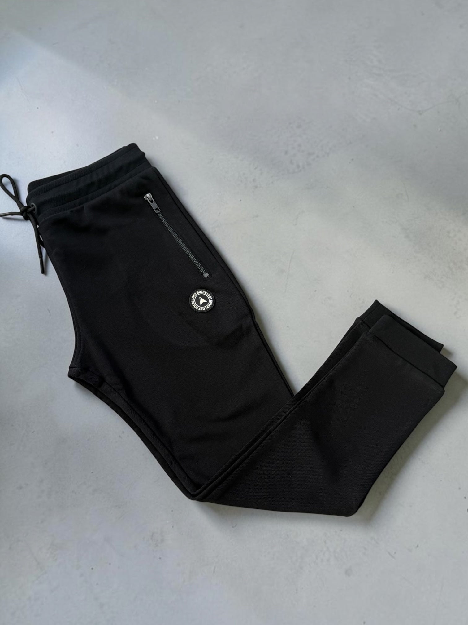 Kids track pants (black)