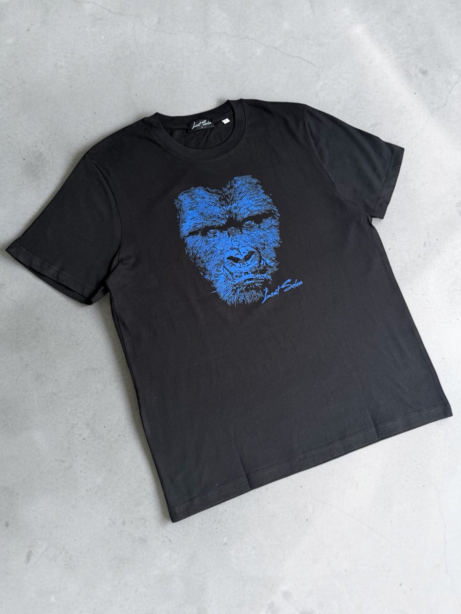 Dazzling blue gorrila T- shirt (regular fit)