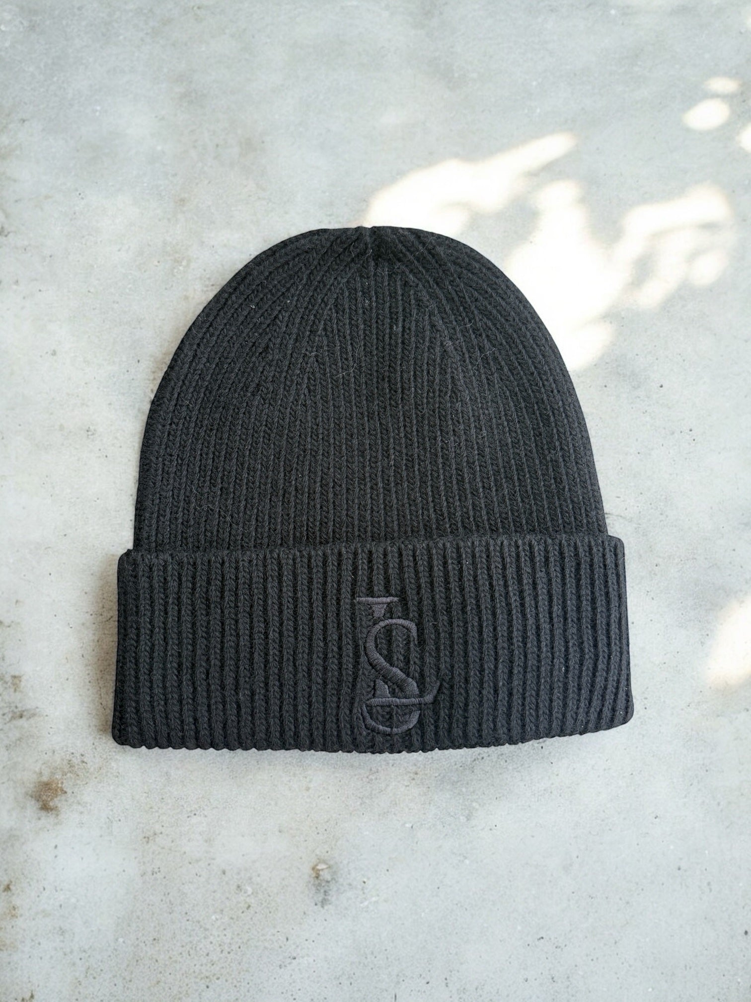 LS Black beanie