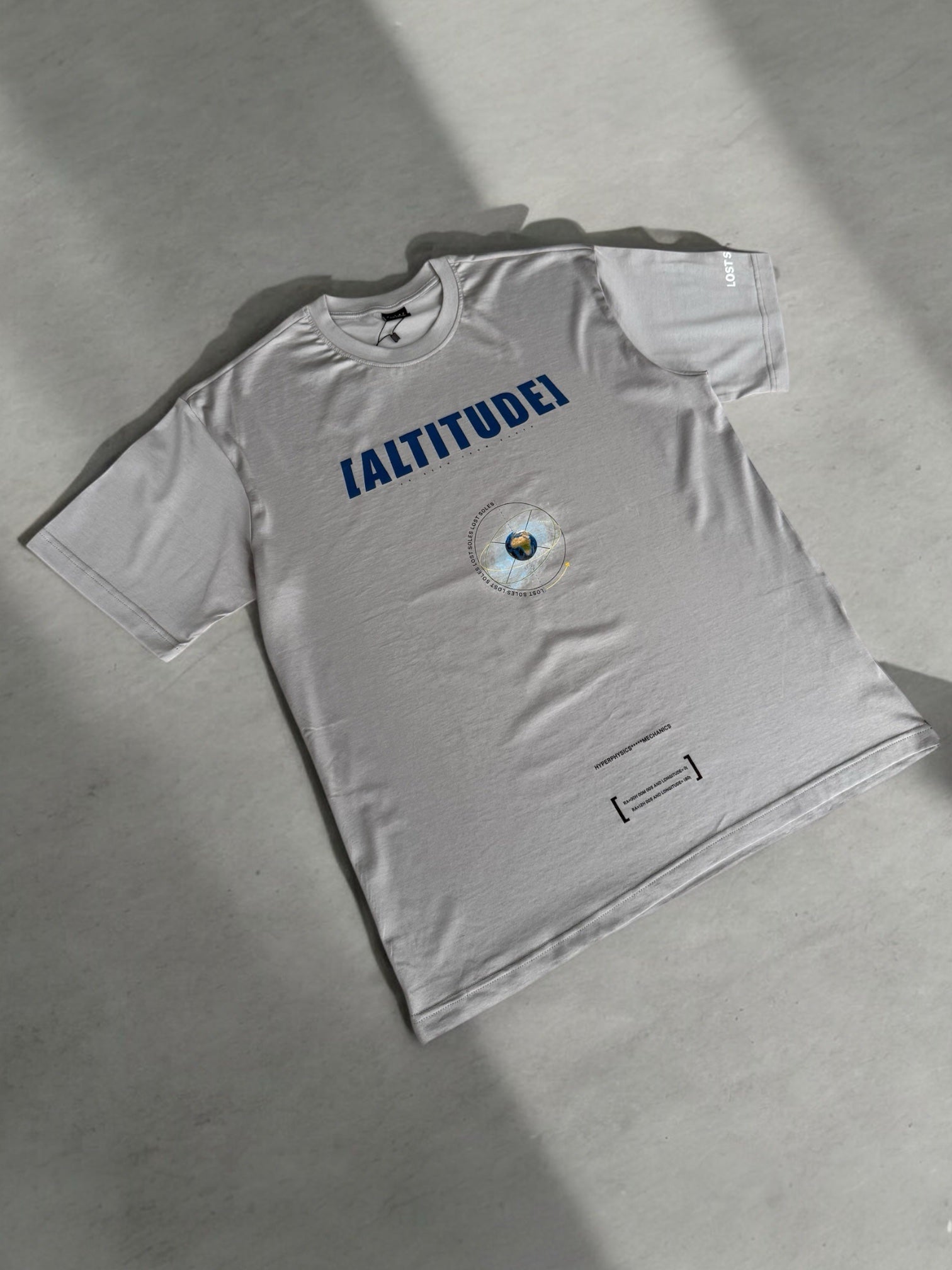 Altitude grey T-shirt (oversized)